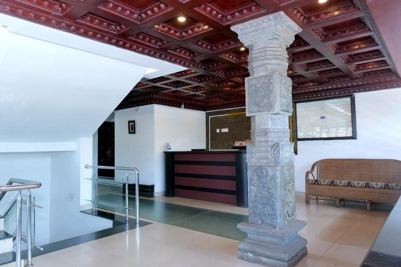 Hotel Lumiere Alappuzha Kültér fotó